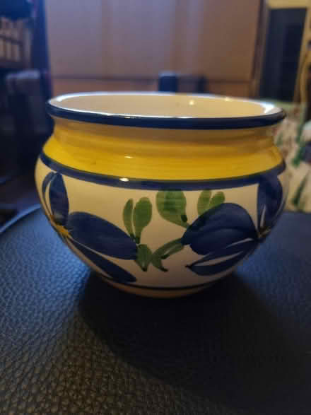 Photo of free Hand painted bowl D Dinio vintage (SE20) #2