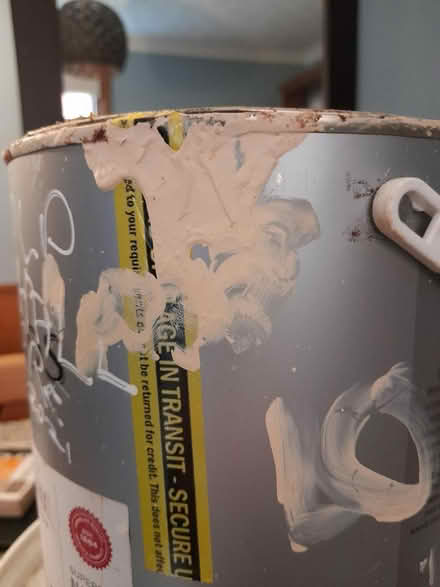 Photo of free BIG TUBS of WHITE and Yellow paint (SN1 old town swindon) #3