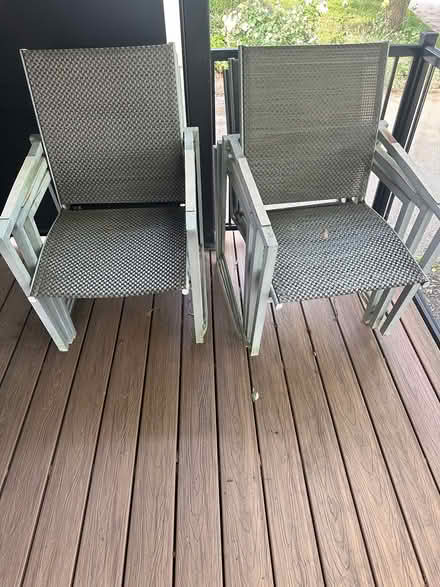 Photo of free Patio Metal Table and 6 chairs (Old Ottawa East) #4