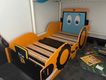 Photo of free Kids bed (Ca7 3bd bridge house) #1
