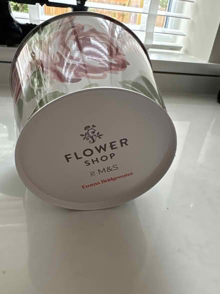Photo of free Emma bridge water tin flower pot (Romsey) #2