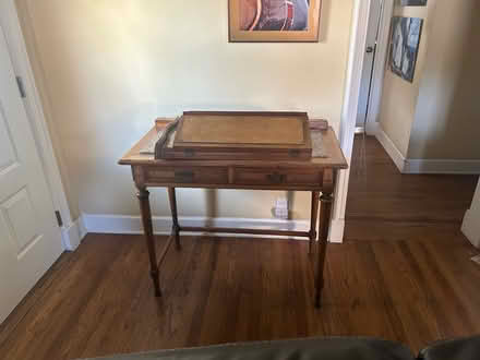 Photo of free marble top mirrored table (Lakewood near the mall) #3