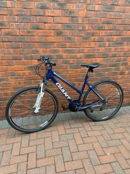 Photo of free Giant Ladies Bike - Roam 3 (CT10) #1