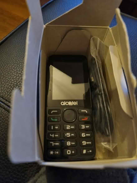 Photo of free New mobile phone (SE20) #1