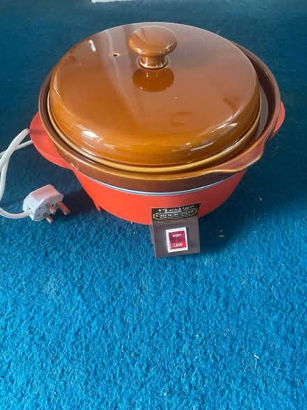 Photo of free Slow cooker (Sk9 5qb) #1