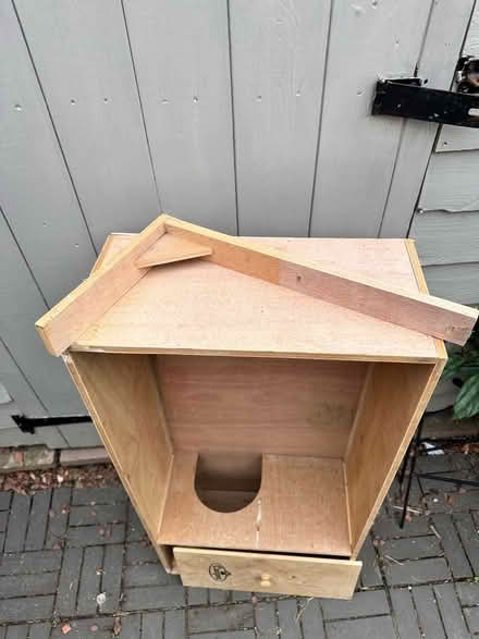 Photo of free Plywood tortoise table with heat lamp stand (Colchester CO4) #4