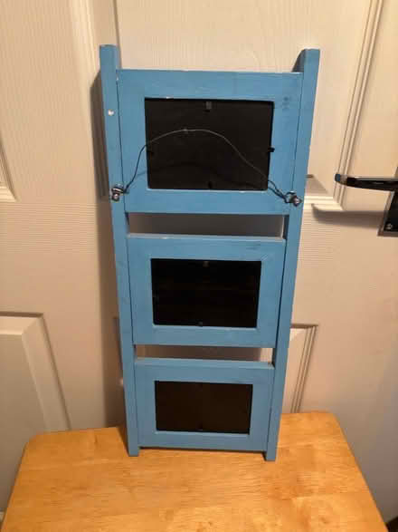 Photo of free Wooden photo frame - 3 tier - 50 x 20 cm (Lemsford AL8) #2