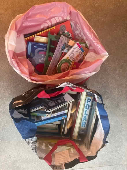 Photo of free Baby and toddler books (RH12) #1