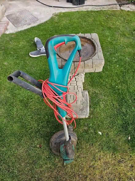 Photo of free Bosch Lawn strimmer (Hinderwell TS13) #3