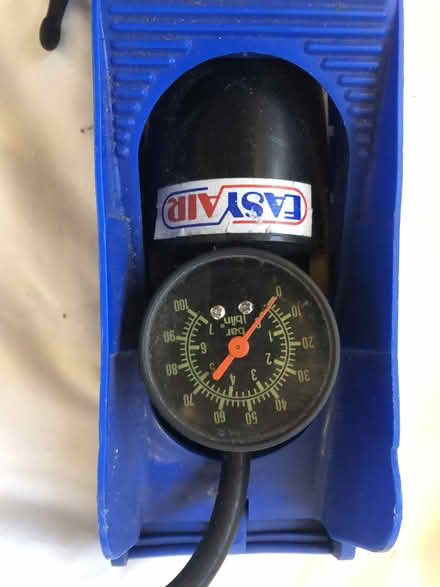 Photo of free Footpump for tyre pressure (Harrogate HG2) #3