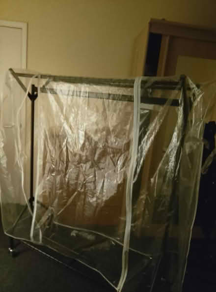 Photo of free Clothes rail in perfect condition (Battersea SW11) #3