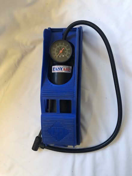 Photo of free Footpump for tyre pressure (Harrogate HG2) #1