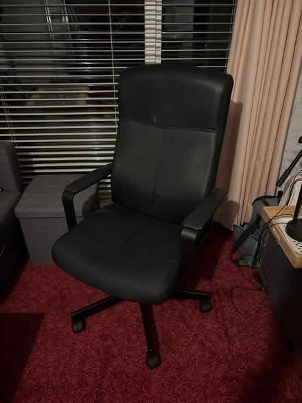 Photo of free Large Office Chair On Wheels (Newton Hall DH1) #1