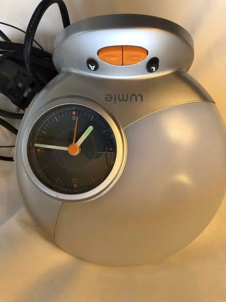 Photo of free Body Clock Wake-up Light and Radio Alarm Clock (Harrogate HG2) #3