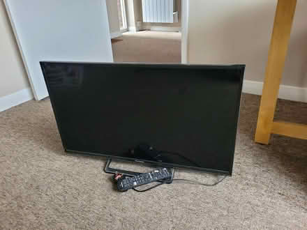 Photo of free 32'' Panasonic Smart TV (Bishopston BS7) #2