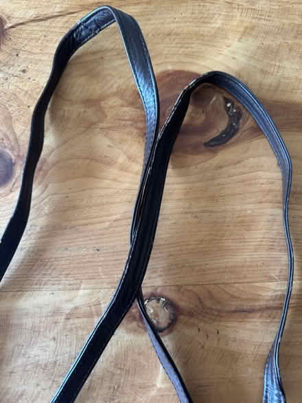 Photo of free Debenhams brown leather handbag (GL3) #3