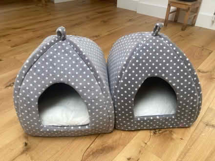 Photo of free Cat beds (Welwyn AL6) #1