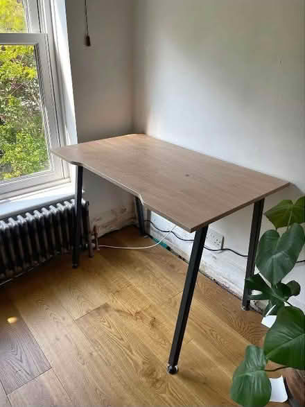 Photo of free Desk (Blackheath SE3) #1