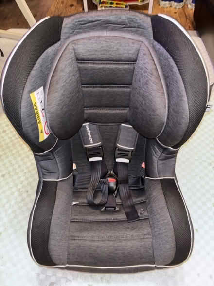 Photo of free Mothercare baby/toddler car seat (Stoke Newington, N16) #1