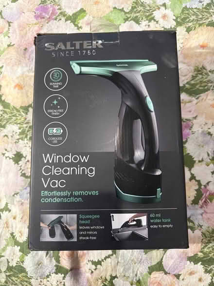 Photo of free Window Cleaning Vacuum (Peckham SE15) #1