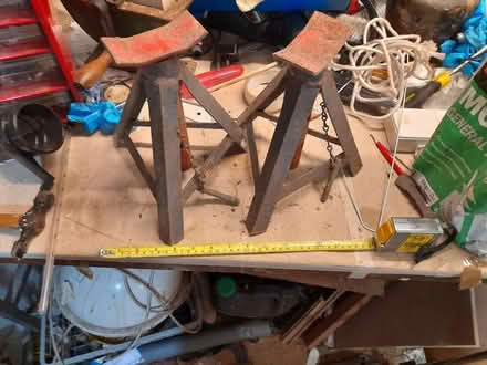 Photo of free axle stands (SN1 old town swindon) #1