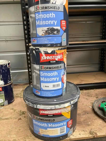 Photo of free Paint and primer (Harringay N4) #1