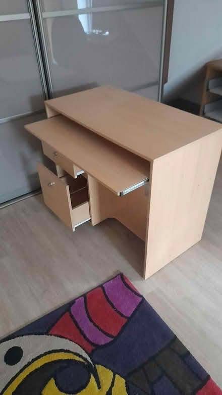 Photo of free Computer Desk with drawers (Freshfield, Formby) #1