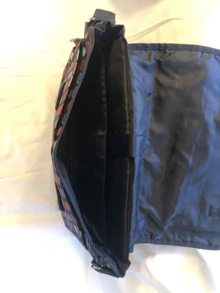 Photo of free Shoulder Bag (Harrogate HG2) #3