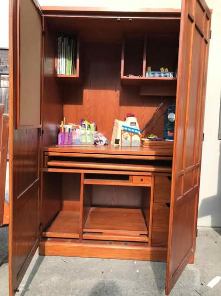 Photo of free Last chance: Free furniture (Fairmede-Hilltop) #2