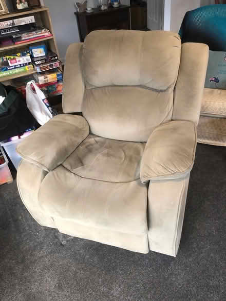 Photo of free Recliner (Macleod.) #4