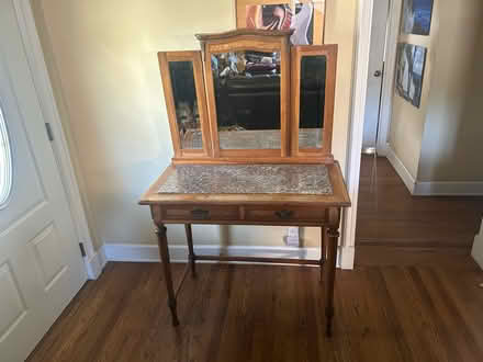Photo of free marble top mirrored table (Lakewood near the mall) #1