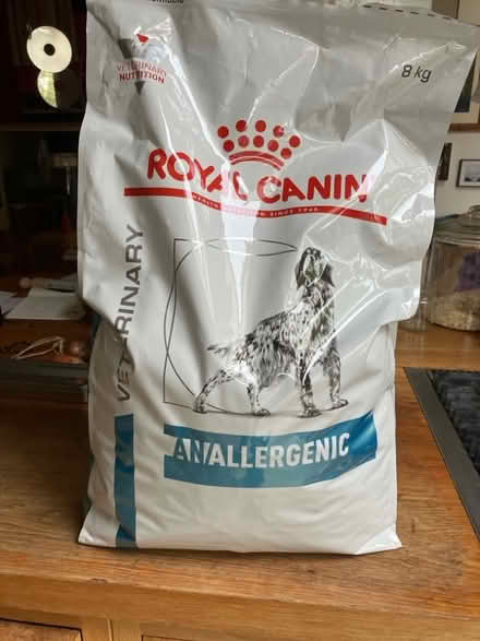 Photo of free Anallergenic Royal Canine dog food 8kg (Dore S17) #1
