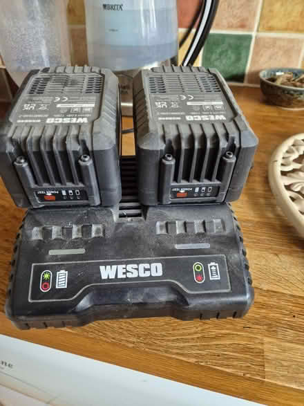 Photo of free Leaf collector/ blower (CO10 near Glemsford) #3