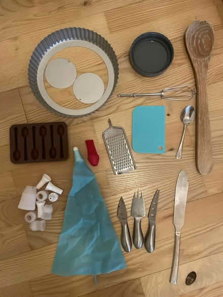 Photo of free Kitchen utensils (SE16) #1