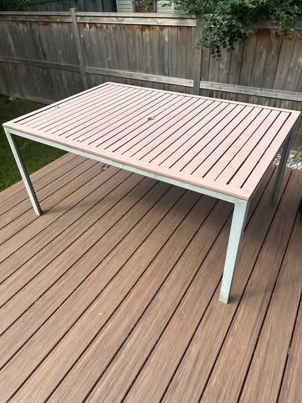 Photo of free Patio Metal Table and 6 chairs (Old Ottawa East) #1