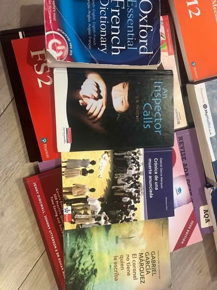 Photo of free A level and gcse revision books (Weston) #4