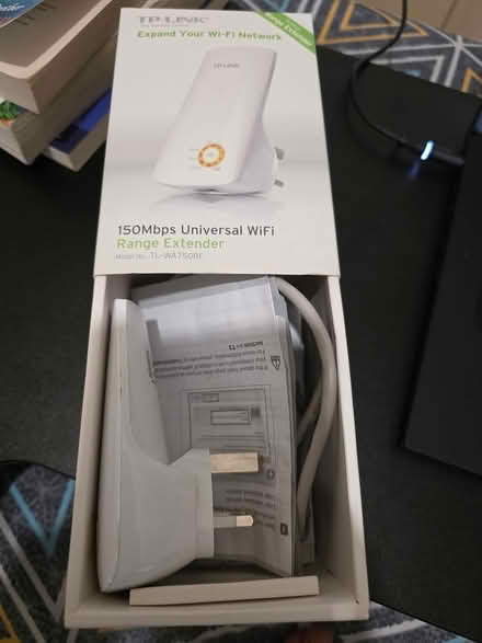 Photo of free Tp link wifi range extender (Isleworth TW7) #1