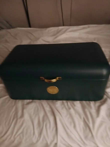 Photo of free Large metal Bread bin. (Goodmayes IG3) #1