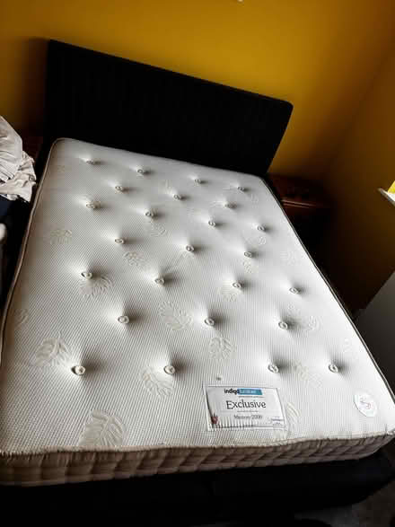 Photo of free King size mattress (memory foam + pocket spring) (Lodge Moor S10) #1