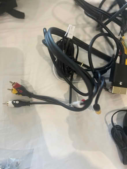 Photo of free Old wires and screws (CR8) #1