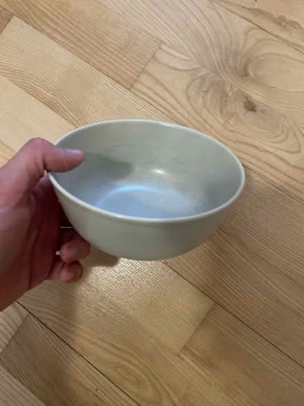 Photo of free 2x Ikea creme biwls (SE16) #1