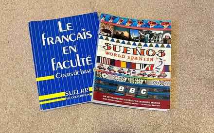 Photo of free French and Spanish textbooks (Hillcliffe WA4) #1
