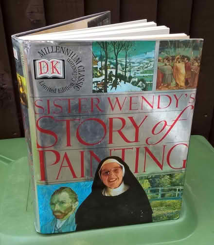 Photo of free For any art lover (Hoddesdon EN11) #1