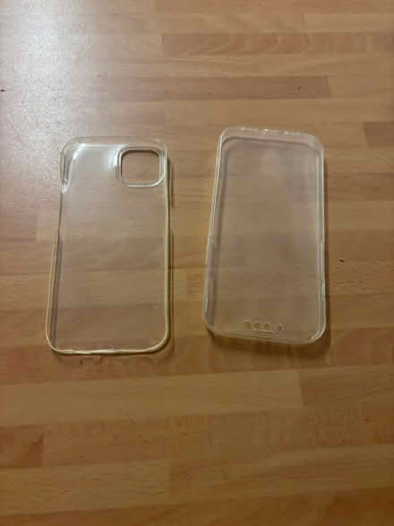 Photo of free iPhone 13/14 case (Bracknell RG42) #1