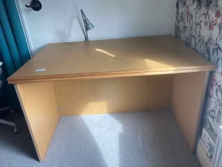 Photo of free Desk (N4 1SB) #1
