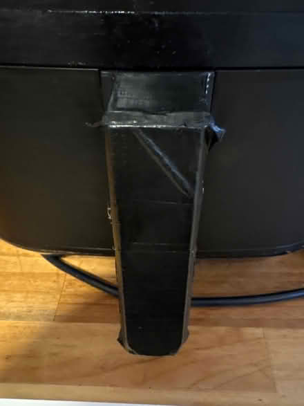 Photo of free Instant vortex air fryer (N2 9pu) #3