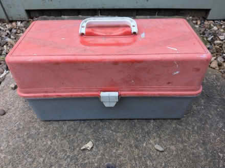 Photo of free DIY or arts &crafts box (RG4) #1