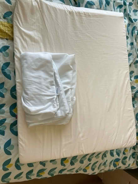 Photo of free Memory foam wedge pillow (Twickenham Green) #2