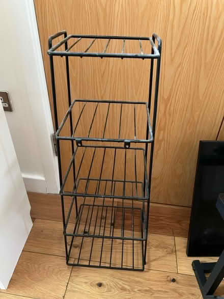 Photo of free Pot stand (Mornington Crescent NW1) #1