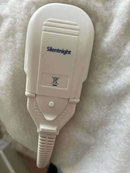 Photo of free Single electric blanket (Twickenham Green) #4